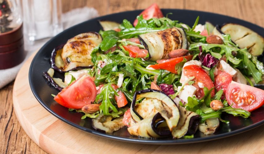 Receta_El_Huertico_Ensalada_de_rúcula_berenjena_ y_almendras