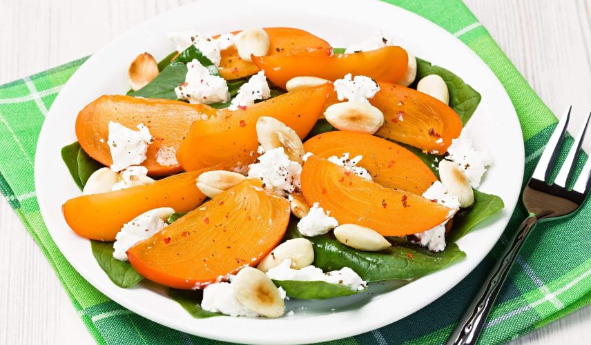 Receta_El_Huertico_Ensalada_espinaca_caqui_queso_de_cabra_y_almendras_tostadas